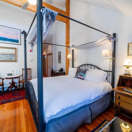 Beaujolais Boutique B&B At Thea'S House Banff Buitenkant foto