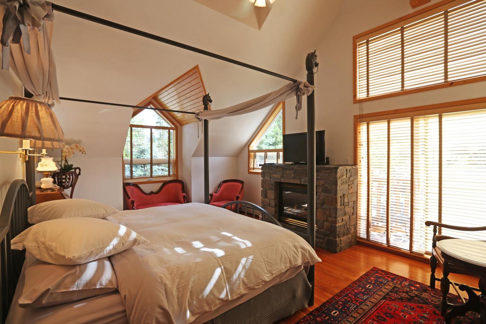 Beaujolais Boutique B&B At Thea'S House Banff Buitenkant foto