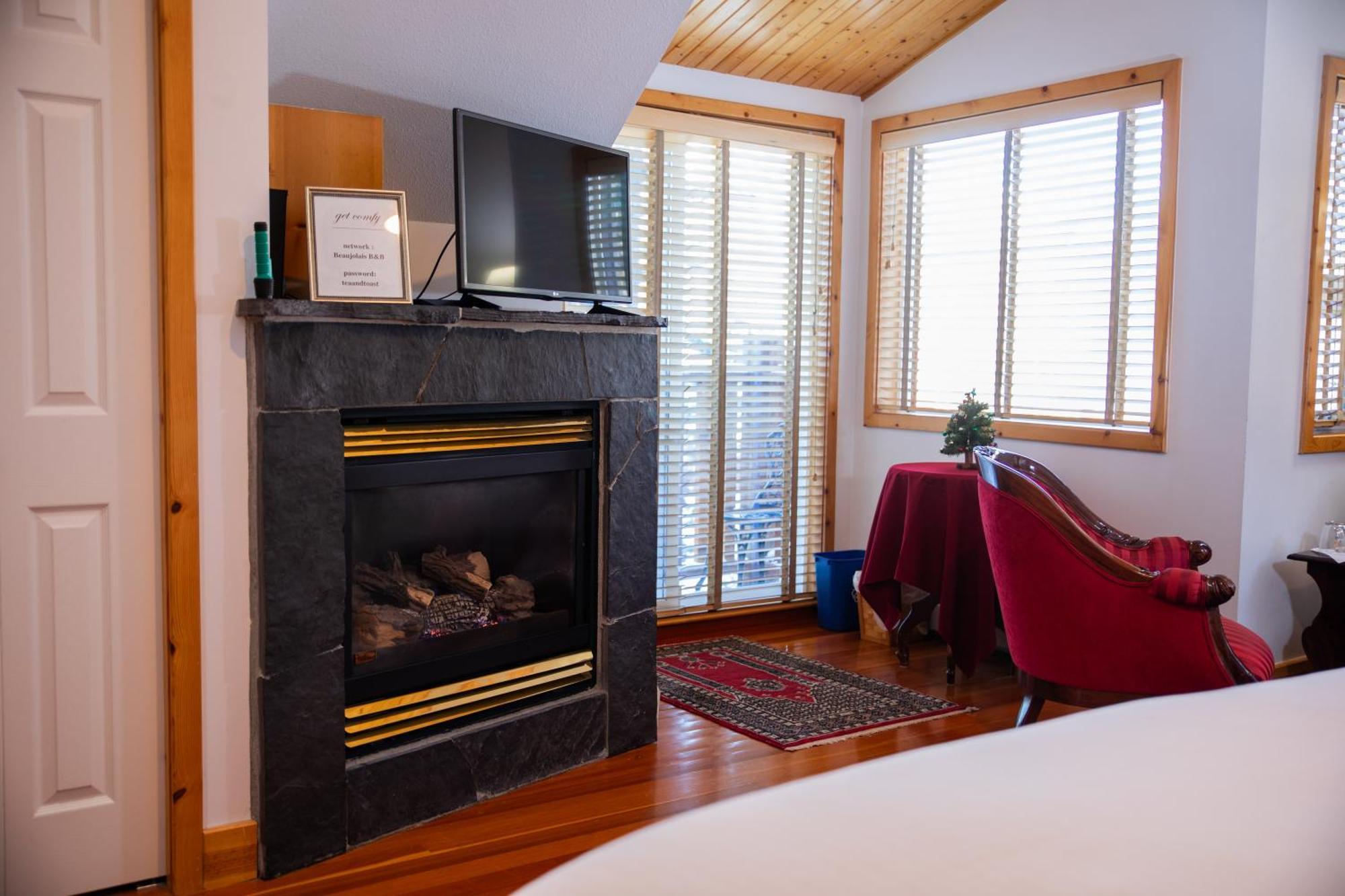 Beaujolais Boutique B&B At Thea'S House Banff Buitenkant foto